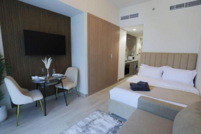 Comfotable Studio in Azizi Riviera